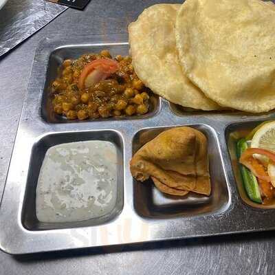 (rbg) Restro Bombay Grill