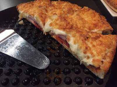 Pauls Pizza Steakhouse & Lounge