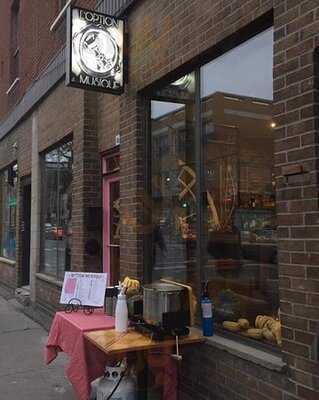 Bar Et Bouffe L'option Musique