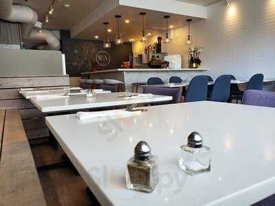 Mia Brunch Bar