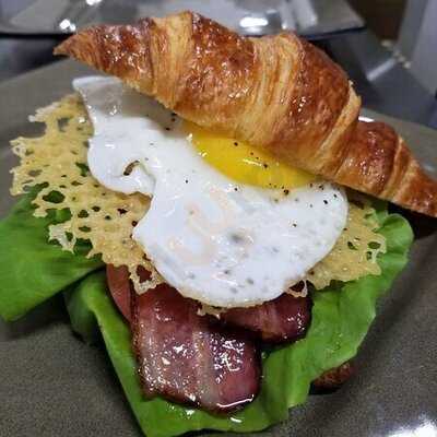 Little Mushroom Dining Lounge