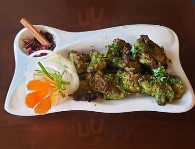 7 Spice Bar & Masala Grill