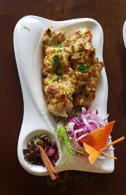 7 Spice Bar & Masala Grill