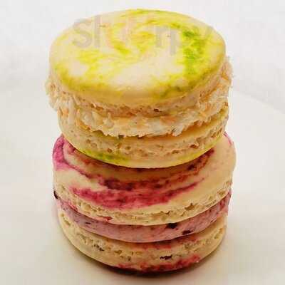 Cake Betty Cafe & Cakery