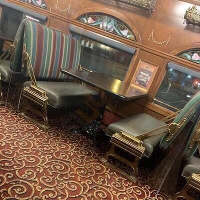 The Old Spaghetti Factory (saskatoon)