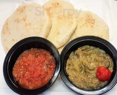 Dianne Hot Roti & Doubles