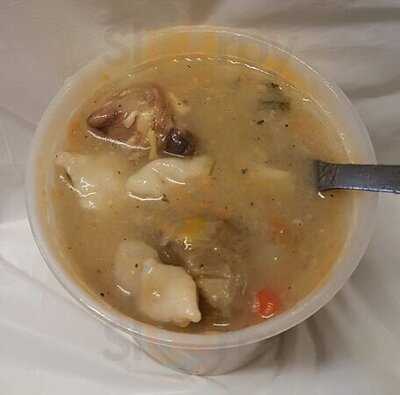 Dianne Hot Roti & Doubles