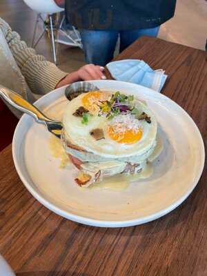 Oeb Breakfast Co. - Saskatoon