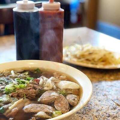 Pho Hoan Pasteur (sage Hill)