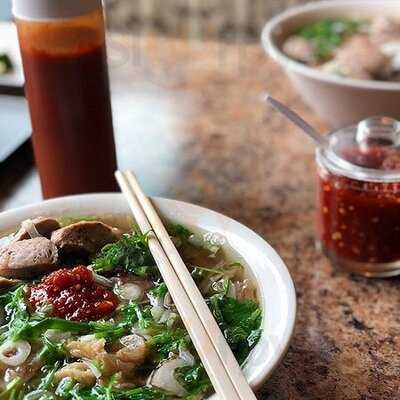 Pho Hoan Pasteur (sage Hill)