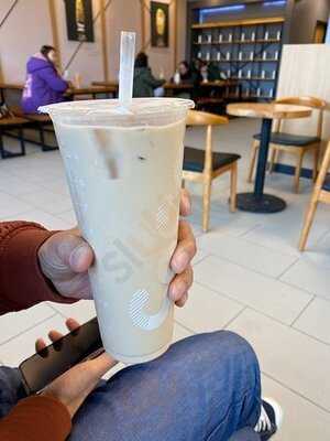 Coco Fresh Tea & Juice