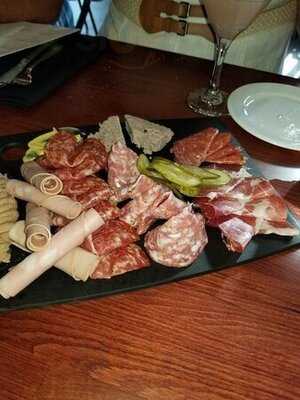 Preservation Hall Eatery And Wine Bar