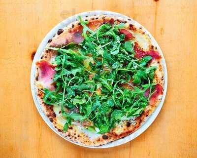 Za Cafe Pizzeria & Bar