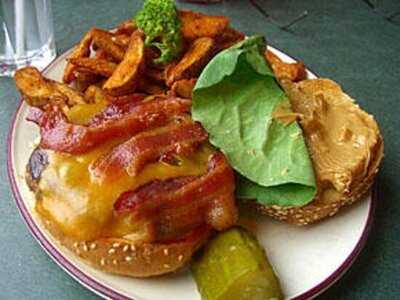 Montaha's Bistro & Cafe'