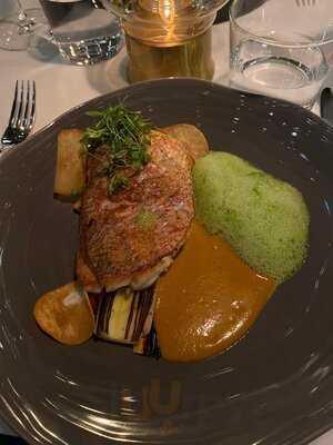 Aiana Restaurant Collective