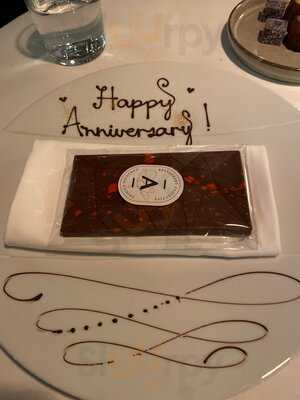 Aiana Restaurant Collective