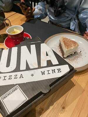 Una Pizza + Wine Bridegeland