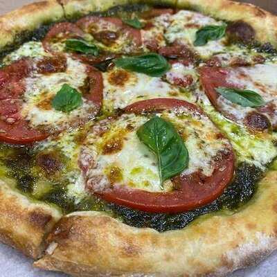 Frank's Organic Garden And Marketplace