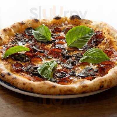 Frank's Organic Garden And Marketplace