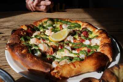 Earls Kitchen + Bar - Kamloops