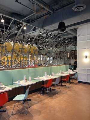 Oeb Breakfast Co. - University District