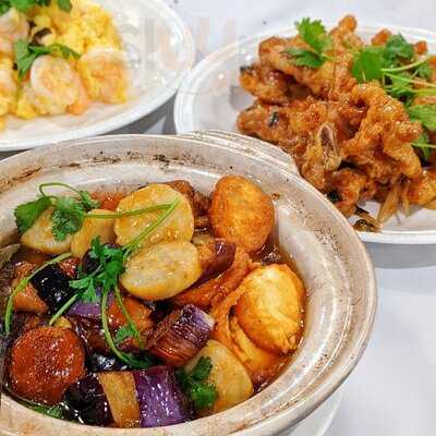 Golden Sands Chinese Restaurant