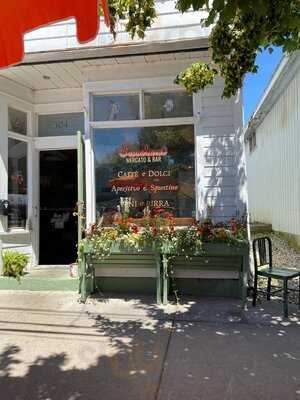 Piccolina Italian Mercato & Bar