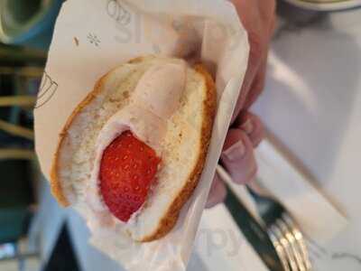 Gram Cafe & Pancakes