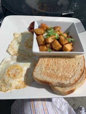 Seventy Two Kitchen & Patio