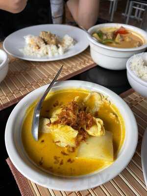 Tuk Tuk Thai Cuisine