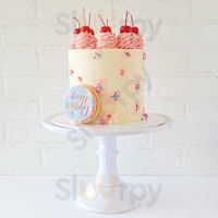 Staci Bakes