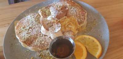 Modern Electric Lunch