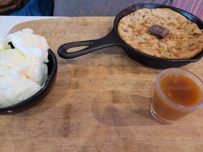 D Spot Dessert Cafe Edmonton