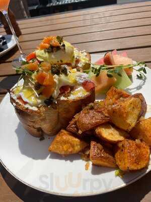 Big Fish & Open Range Marda Loop