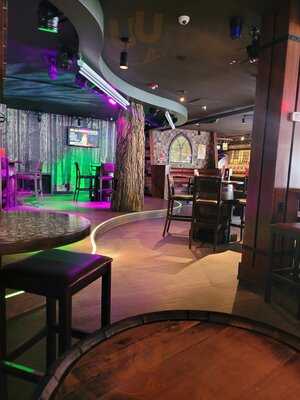 The Cabin Pub & Party