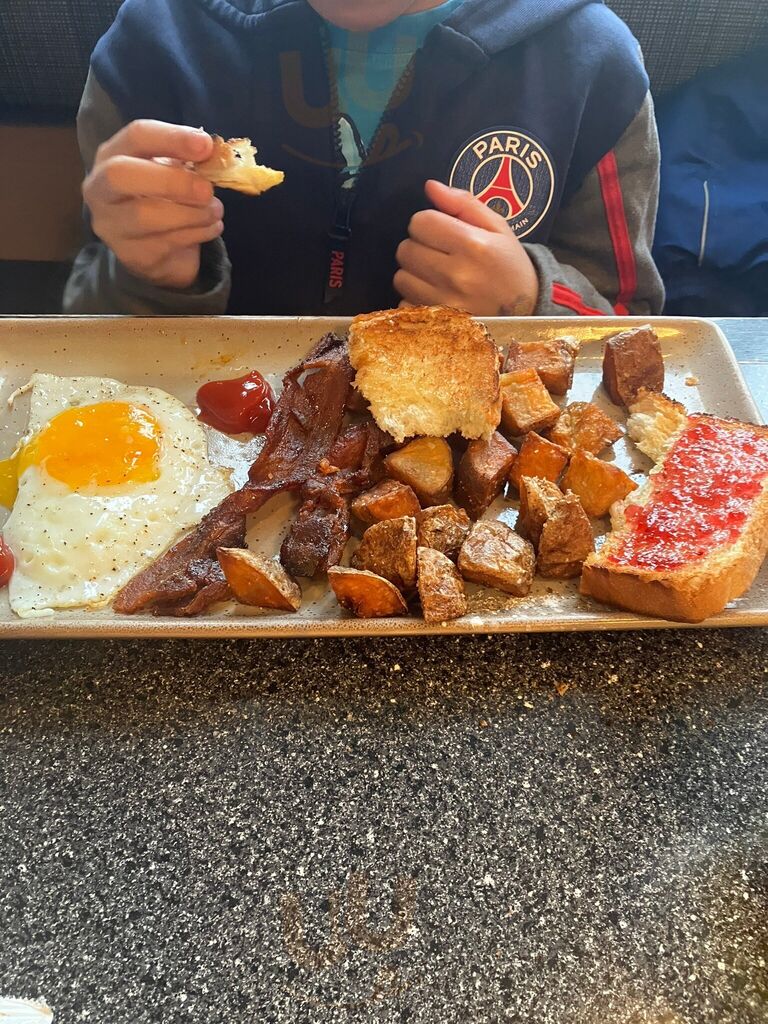 The Bro'kin Yolk
