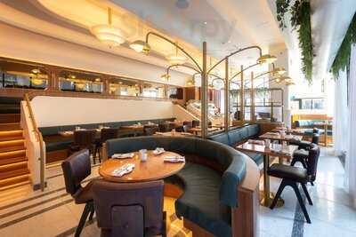 Commodore Restaurant