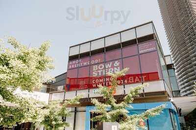 Bow & Stern Brentwood