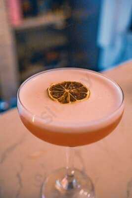 Alice Restaurant & Bar