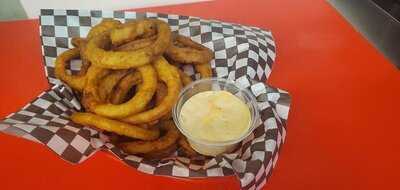 Shelly's Indigenous Bistro