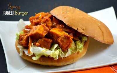 Rowdy's Indian Bar & Restaurant