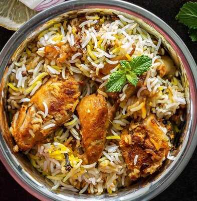 Rowdy's Indian Bar & Restaurant