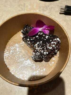 Mansion Kitchen + Bar