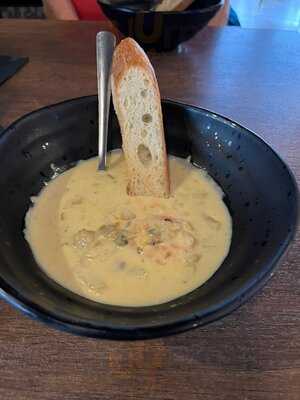 Mansion Kitchen + Bar