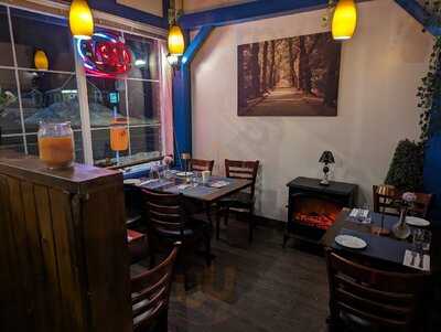 Ella's Grill Greek Restaurant