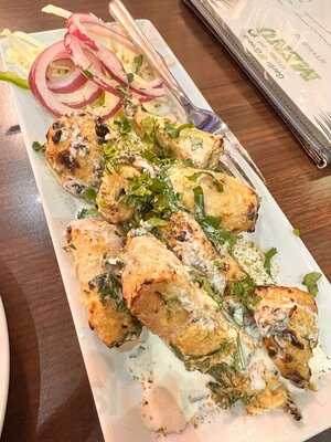 Garlic And Greens Kitchen And Bar