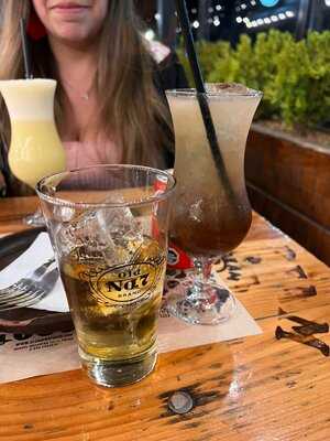 El Camino – Sangucheria & Bar