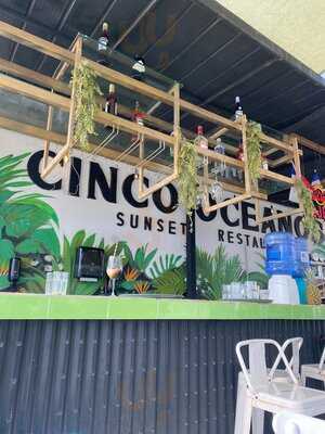 Cinco Océanos Sunset Restaurant