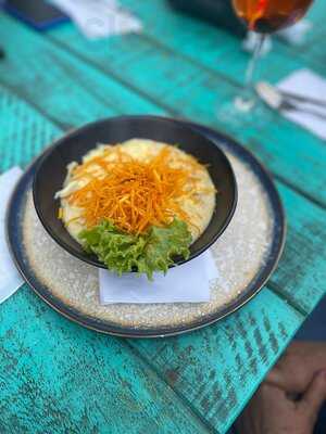 Cinco Océanos Sunset Restaurant