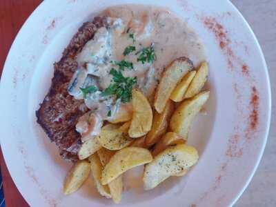 Los Cipreses De Algarrobo